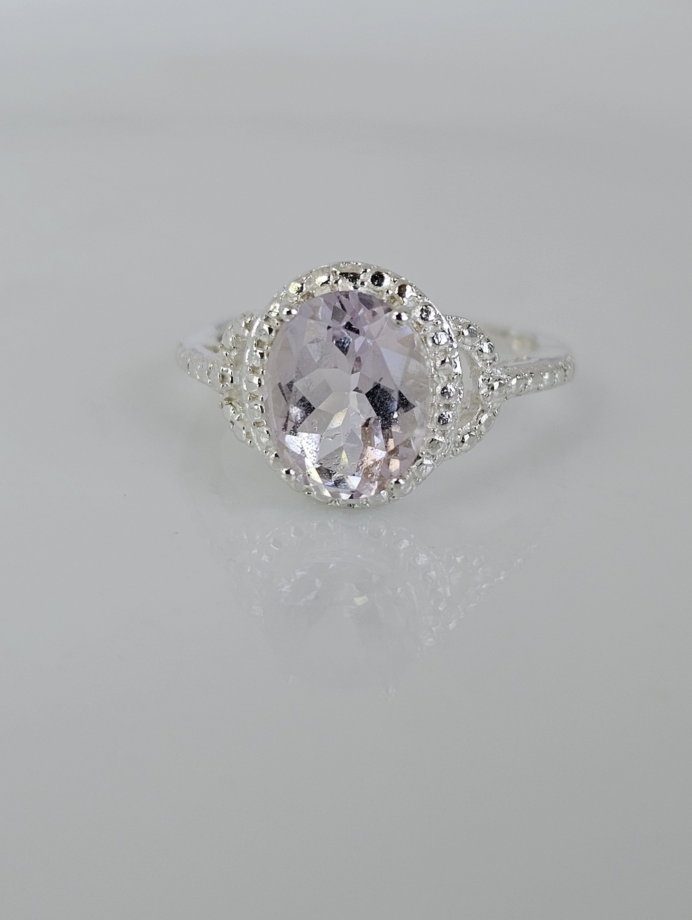 Genuine Kunzite Ring In Beaded Sterling Silver Setting Platinum Finish Size 7!